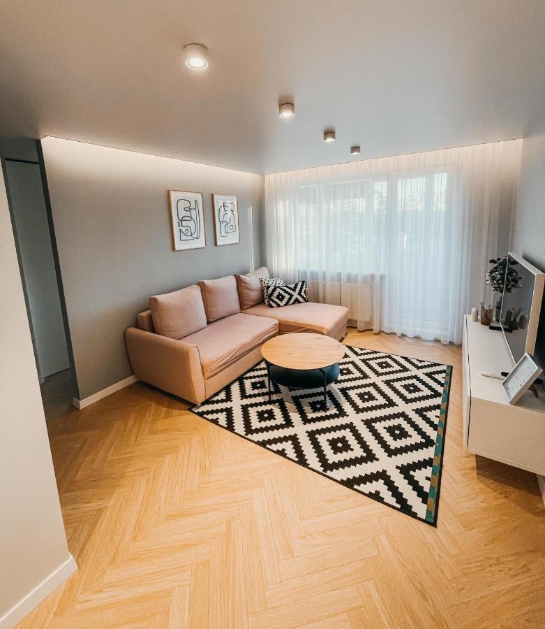 Vytautas Park Apartment With Free Parking Marijampolė Buitenkant foto